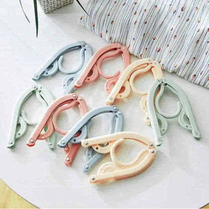 Foldable Clothes Travel Hanger